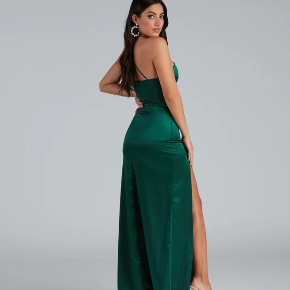 Hunter green gown
